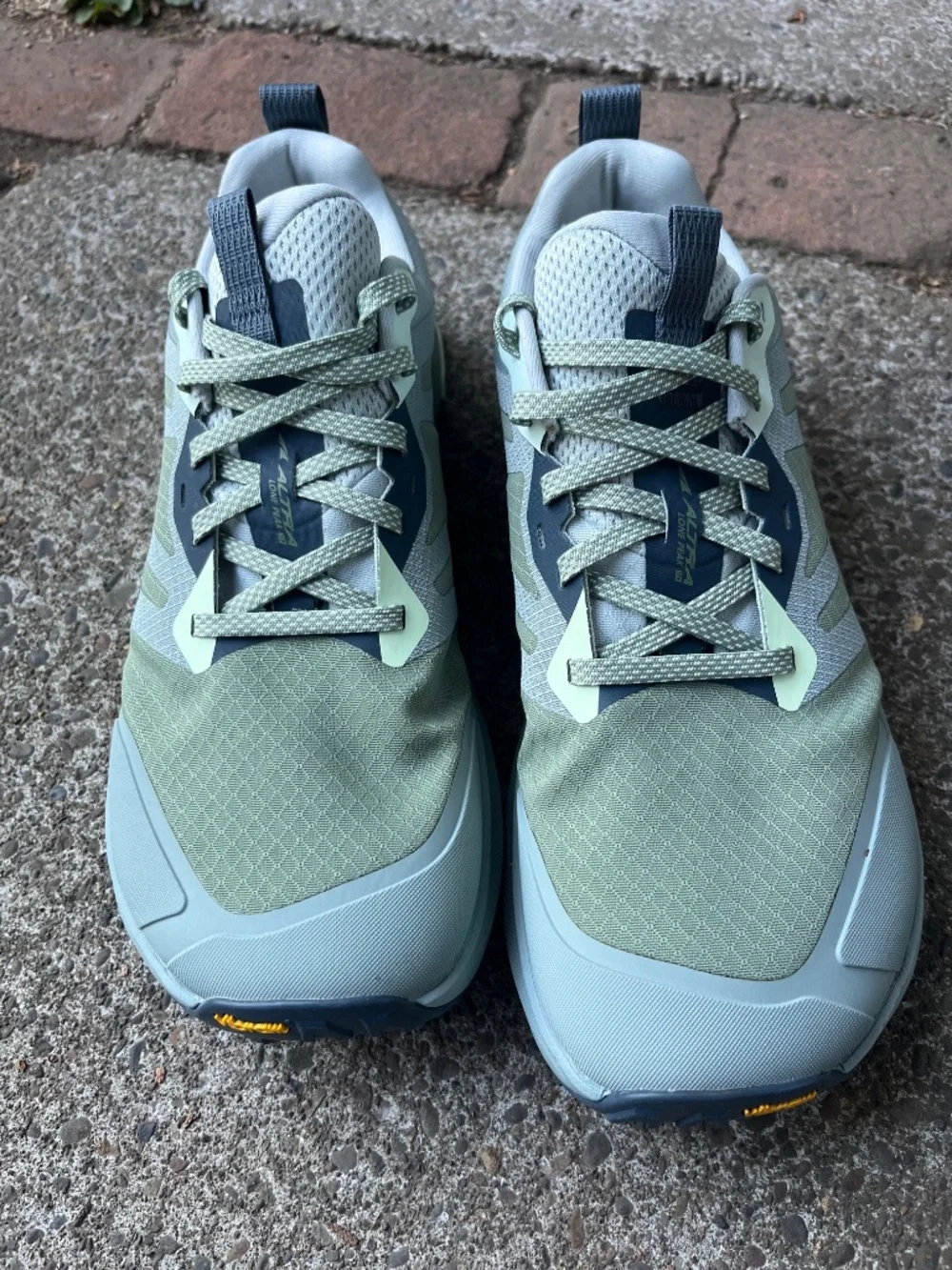 Altra Lone Peak 9+ women’s 12